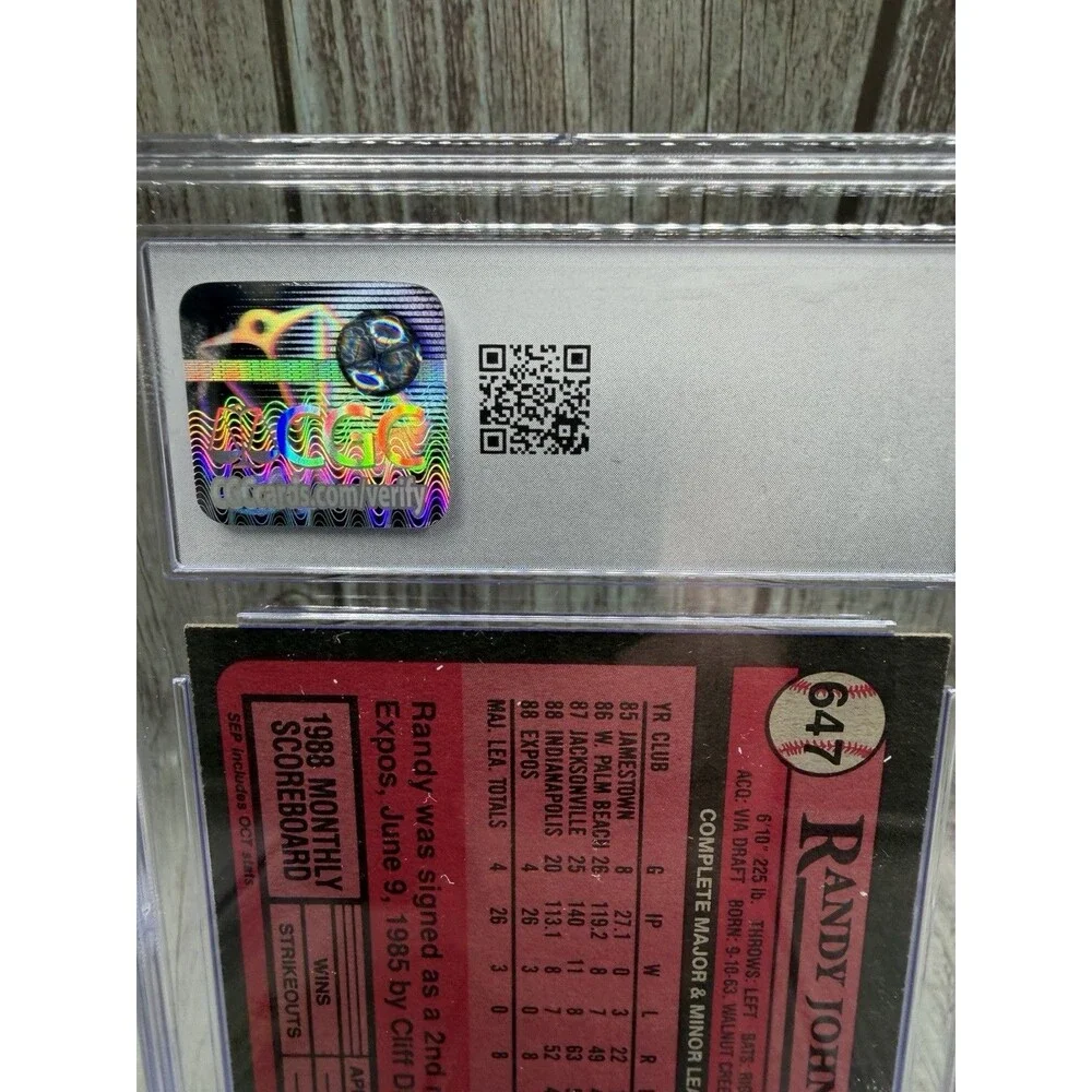1989 Topps - Randy Johnson #647 (RC) Montreal Expos CGC 8 - Picture 8 of 9